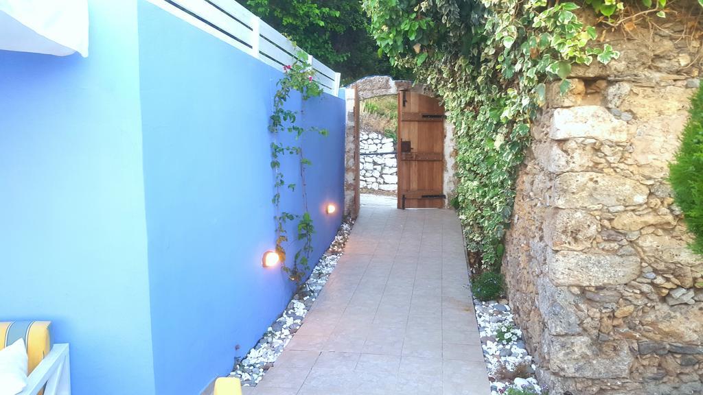 Mirthios Felicity Apartment Плакиас Екстериор снимка