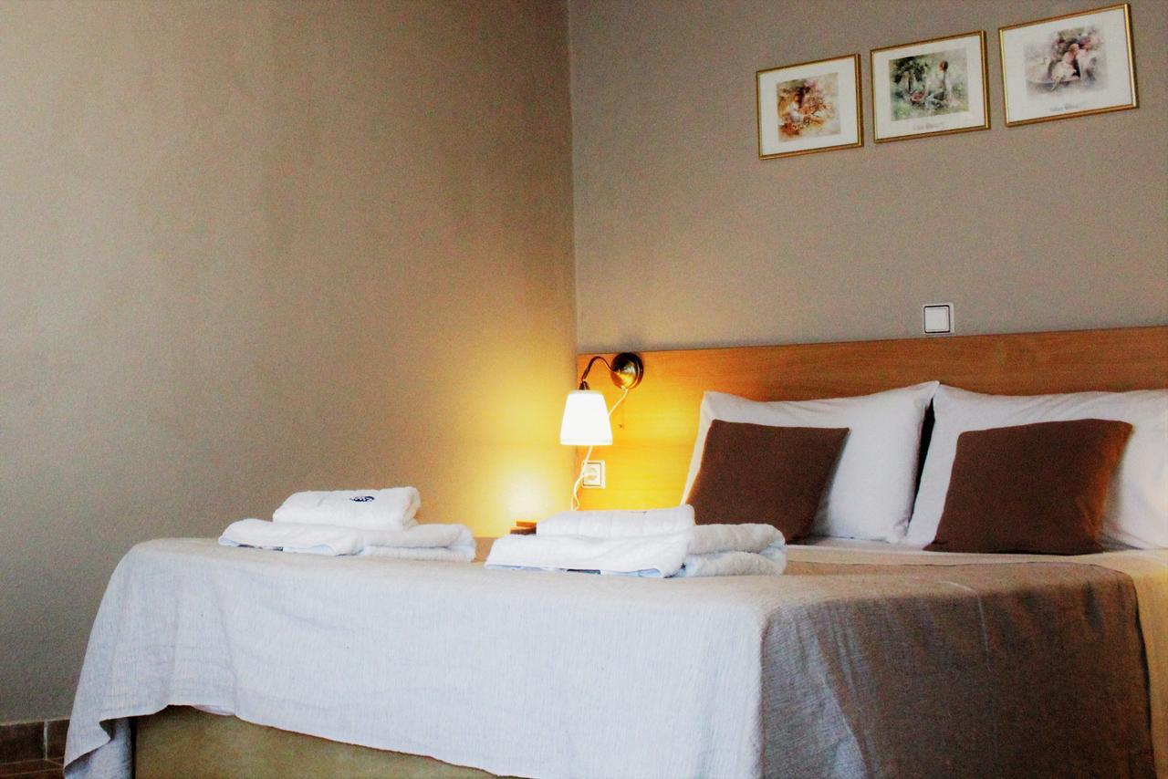 Mirthios Felicity Apartment Плакиас Екстериор снимка